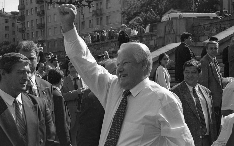 1 мая 1996 год. Ельцин в Екатеринбурге 1996. Победа Ельцина 1996. Ельцин в Екатеринбурге 1991. Ельцин в Свердловске 1990.